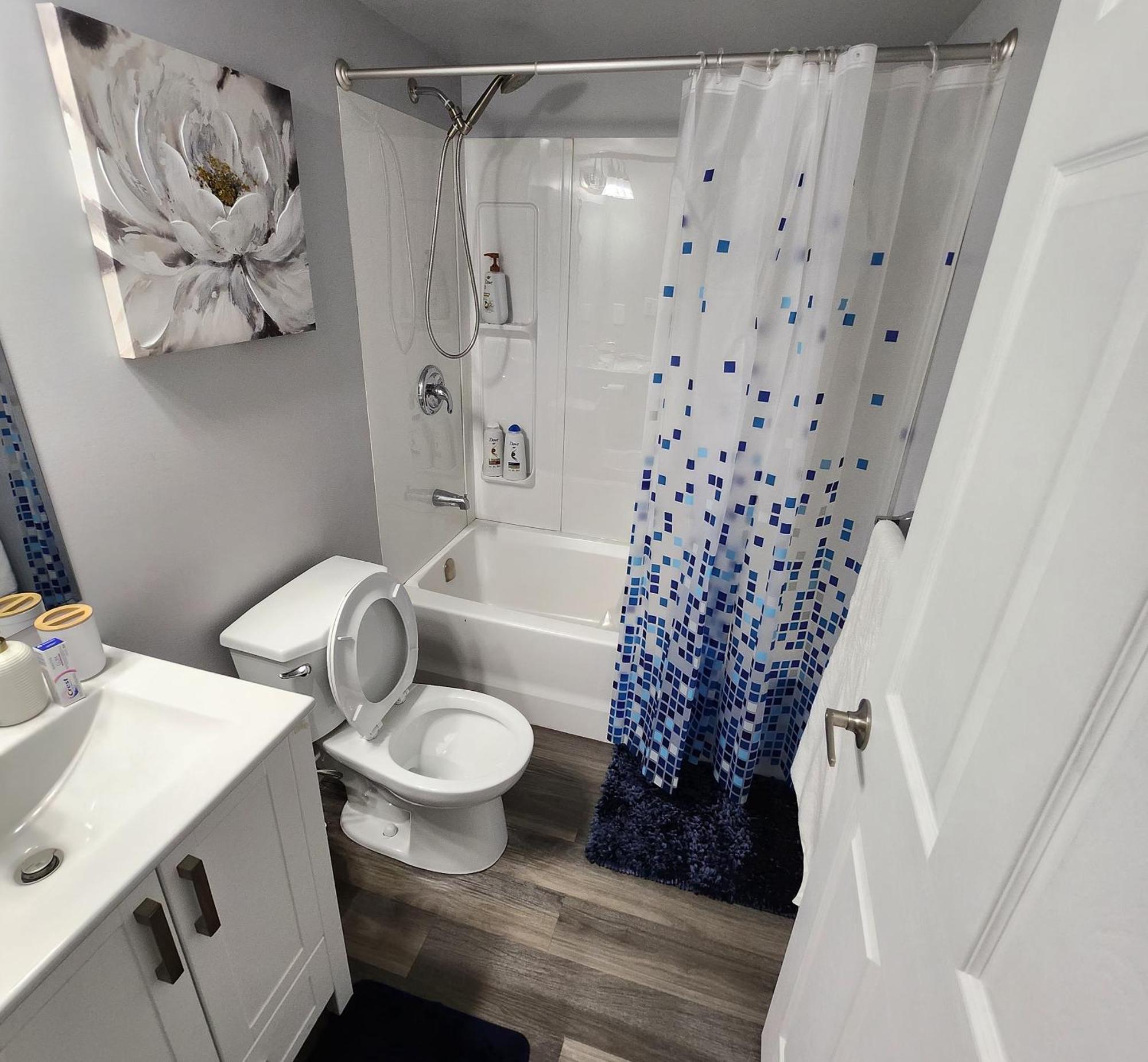 Entire Basement Suite With Private Entrance Winnipeg Exterior foto